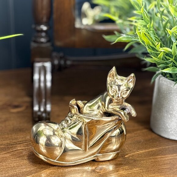 Vintage Brass Cat in Boot Figurine Solid Brass Kitten Sculpture for Cat Lover - Picture 1 of 15